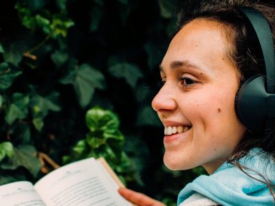 Narración de Audiolibros